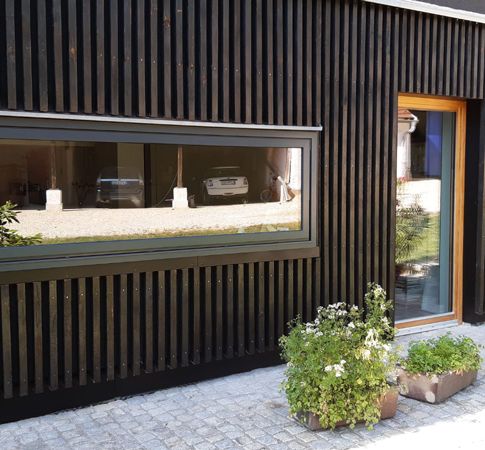 Fenster - Möbel- und Bauschreinerei GmbH aus Mallersdorf-Pfaffenberg