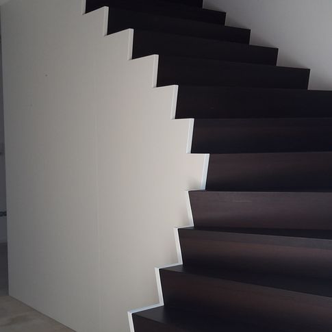 Treppe - Möbel- und Bauschreinerei GmbH aus Mallersdorf-Pfaffenberg
