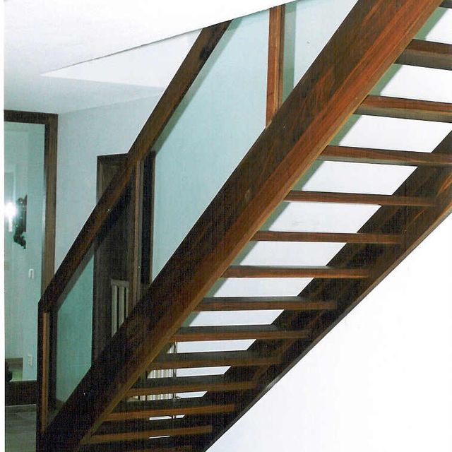 Treppe - Möbel- und Bauschreinerei GmbH aus Mallersdorf-Pfaffenberg